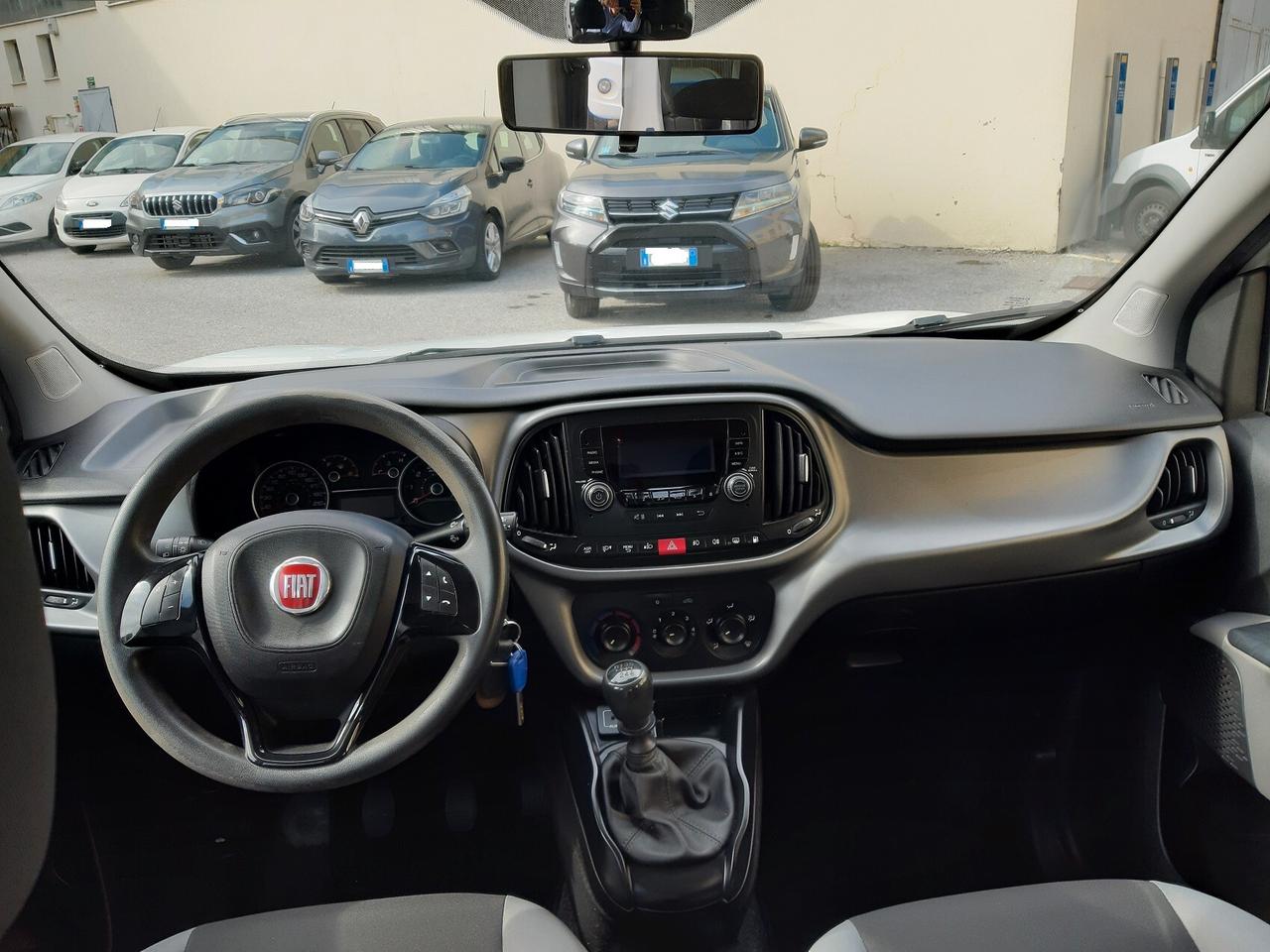 Fiat Doblo Doblò 1.4 T-Jet 16V Natural Power Easy 7 POSTI