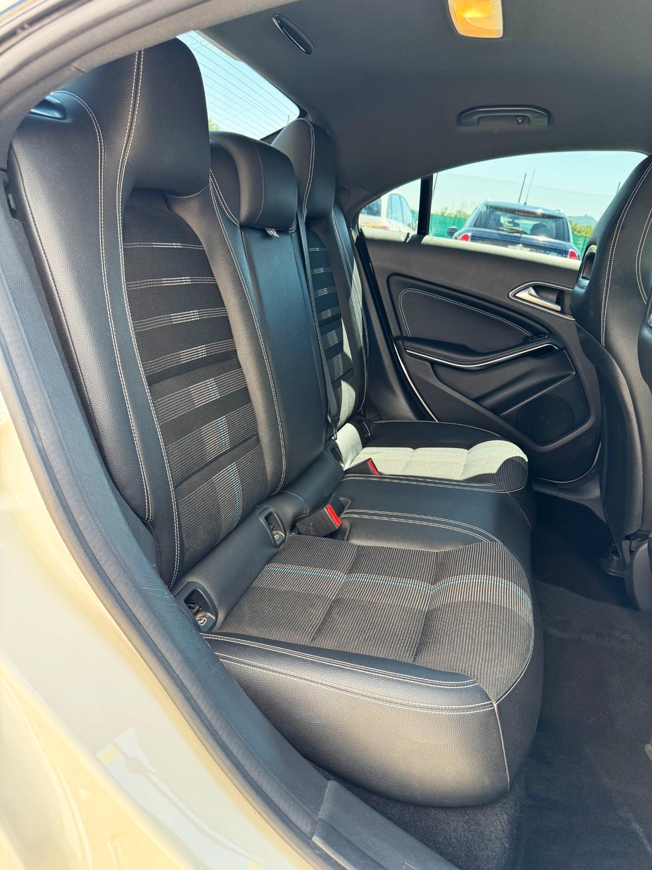 Mercedes-benz CLA 200 d Sport Night auto | TAGLIANDI MERCEDES