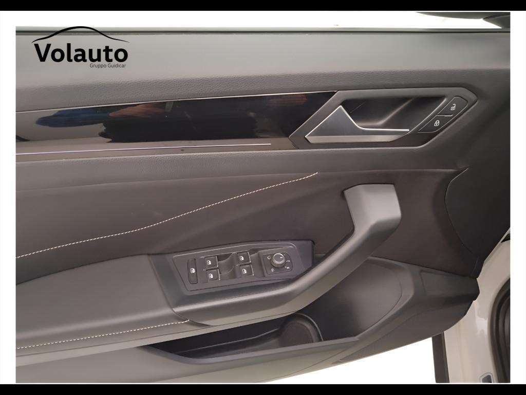 VOLKSWAGEN T-Roc I 2022 - T-Roc 1.5 tsi R-Line dsg