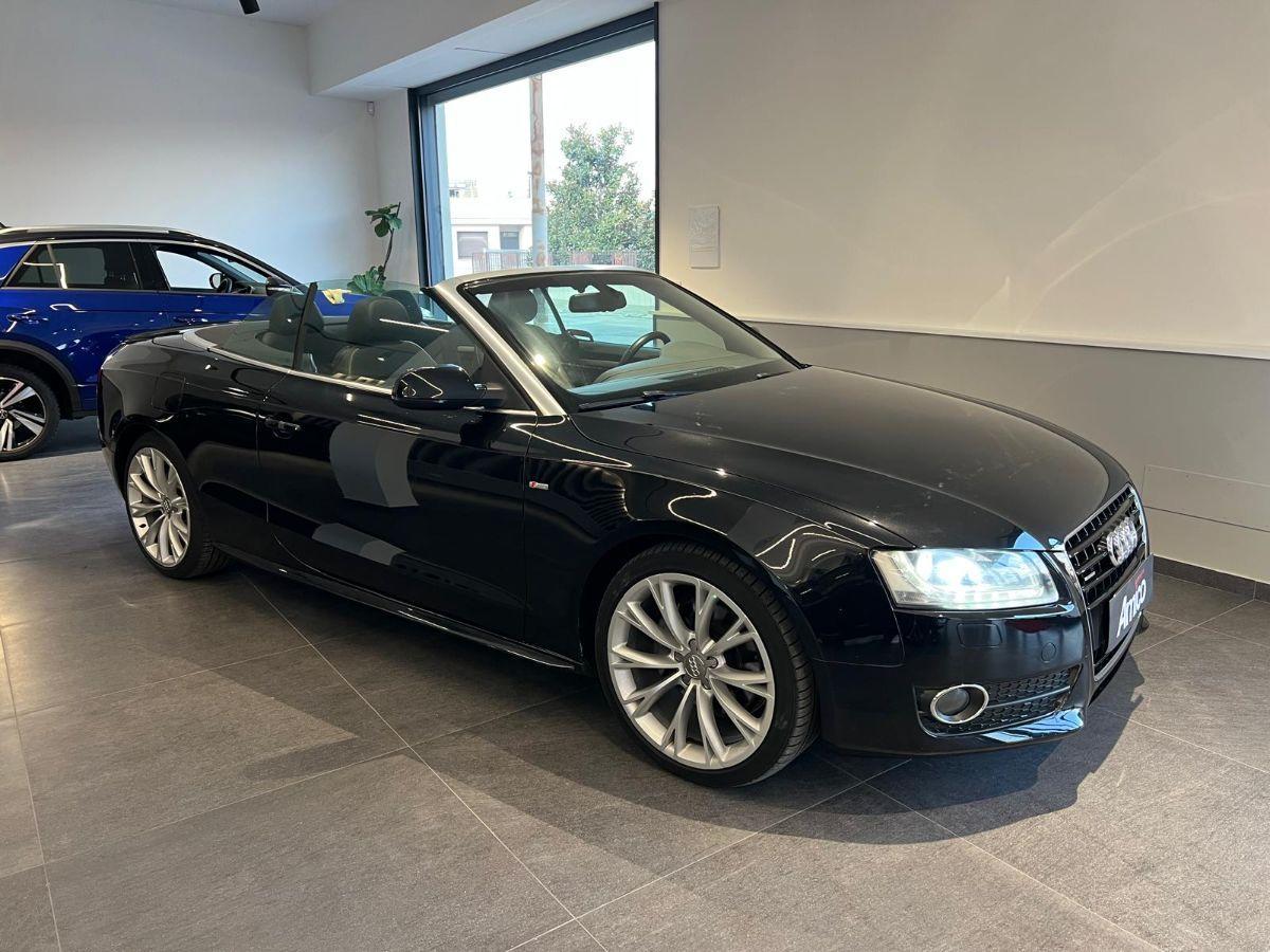 AUDI A5 Cabrio TDI Quattro S-tronic S-line