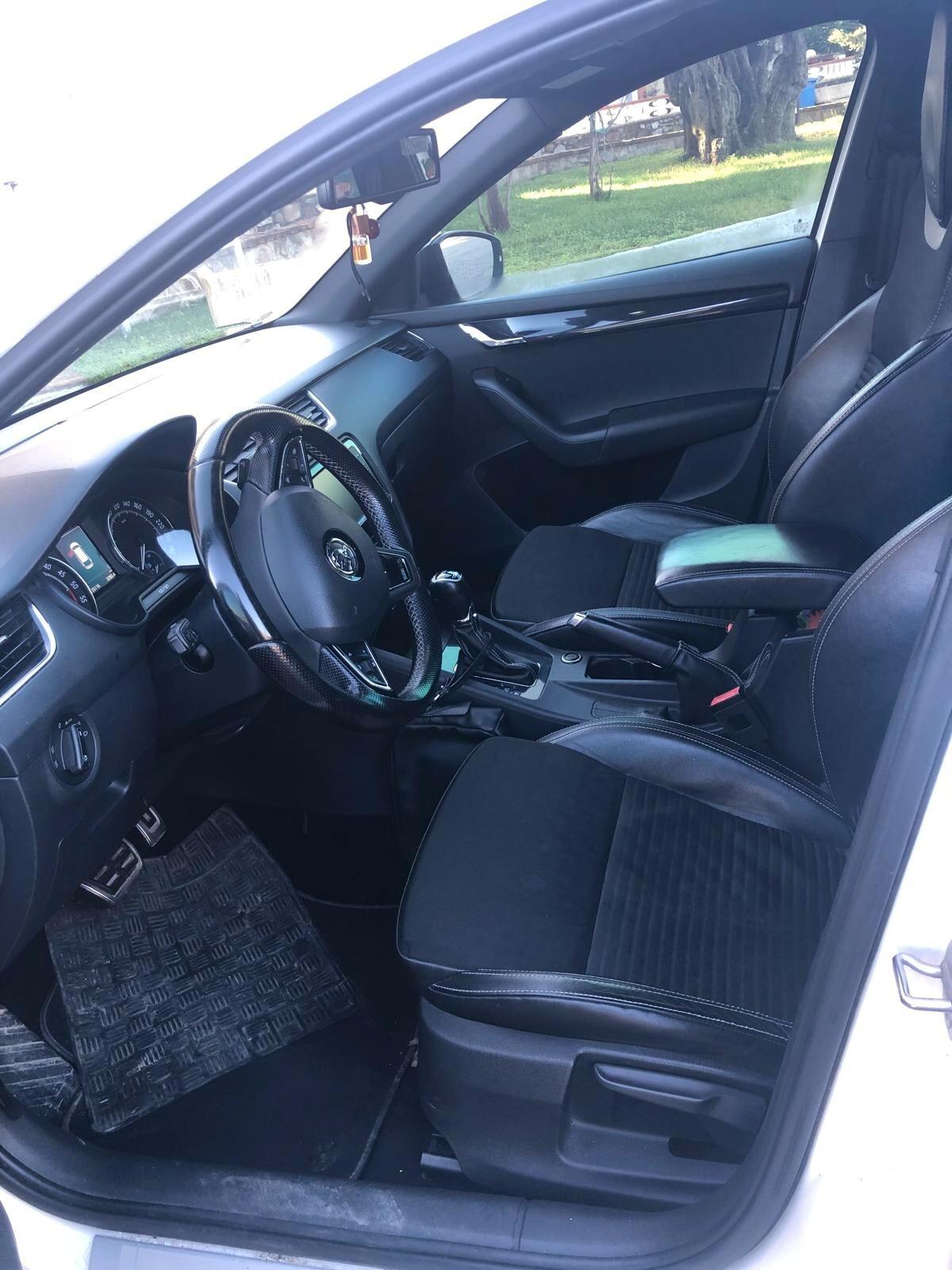 Skoda Octavia 2.0 TDI DSG Wagon RS