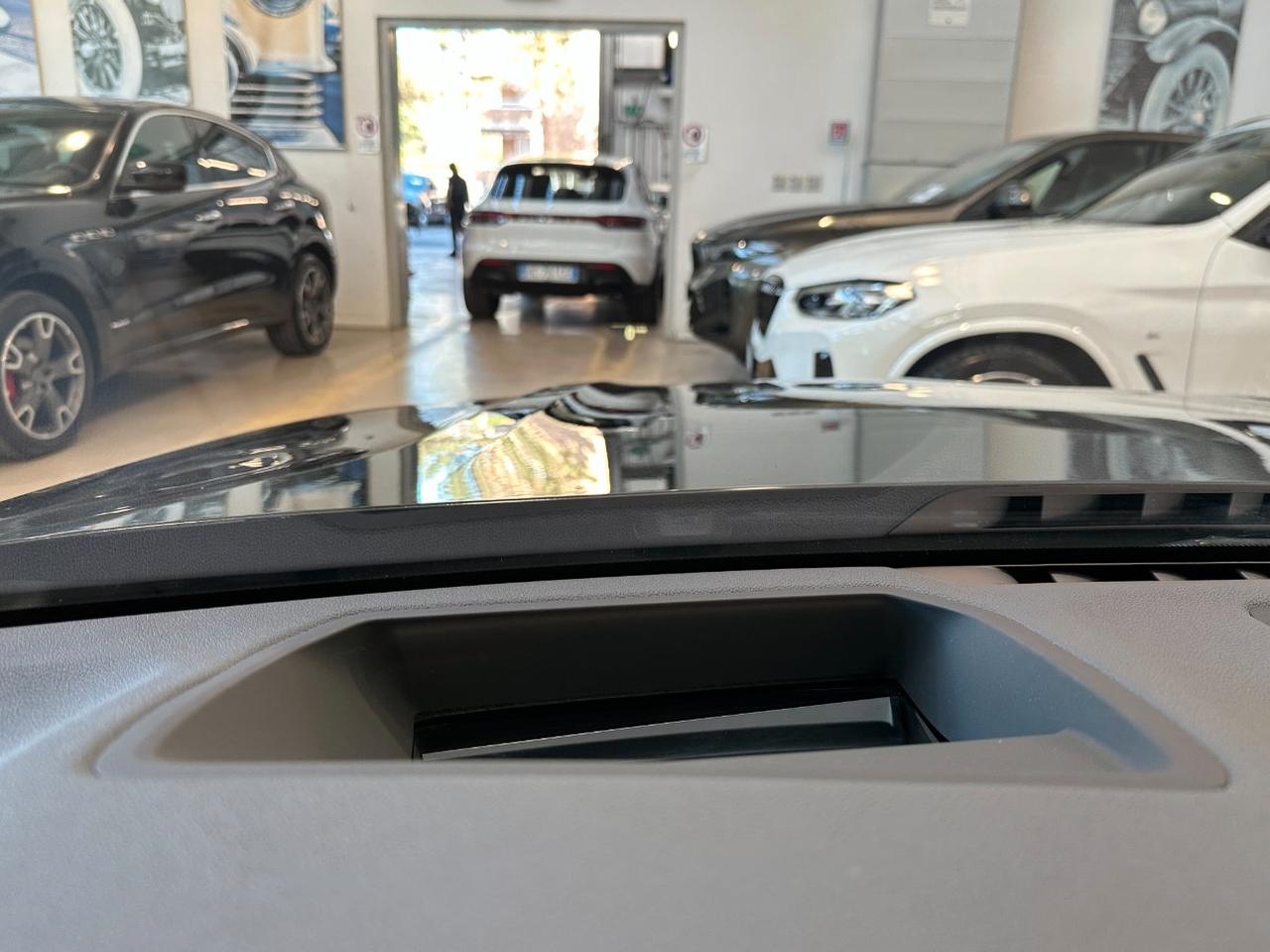 BMW 730 d Individual Composition - IVA Esposta