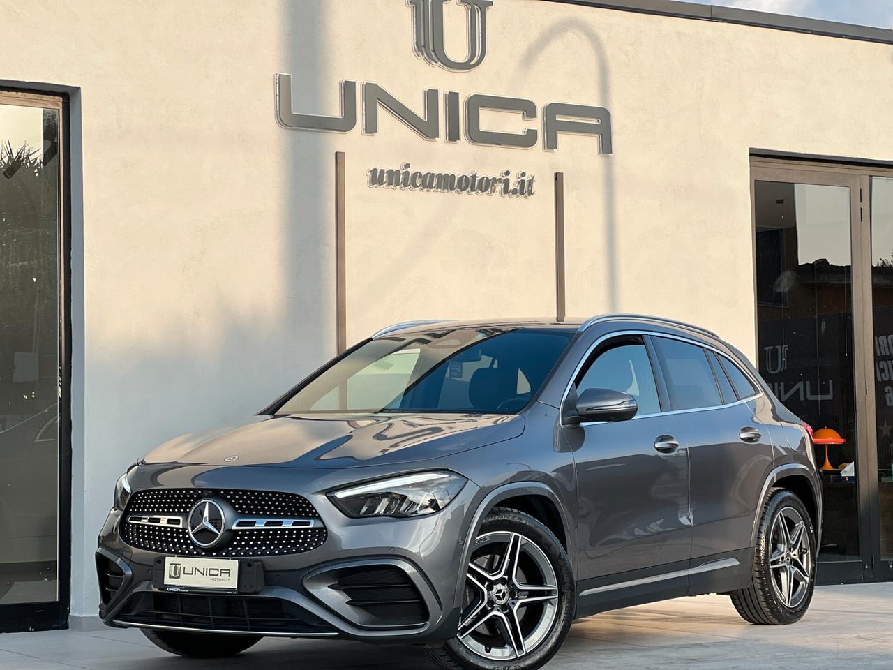 Mercedes-benz GLA 200 d 150cv AMG Premium UNICO PROPRIETARIO IVA ESPOSTA