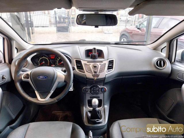 FORD Fiesta + 1.4 TDCi 68CV 3 porte