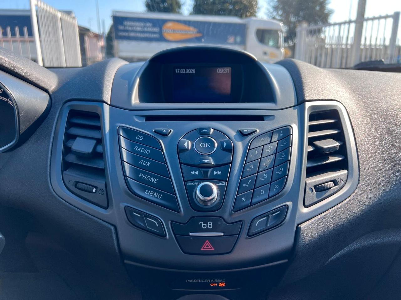 Ford Fiesta 1.5 TDCi 75CV 5 porte Black & White Edition