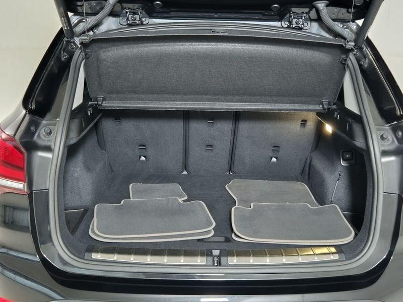 BMW X1 F48 2019 Benzina sdrive18i xLine 140cv auto