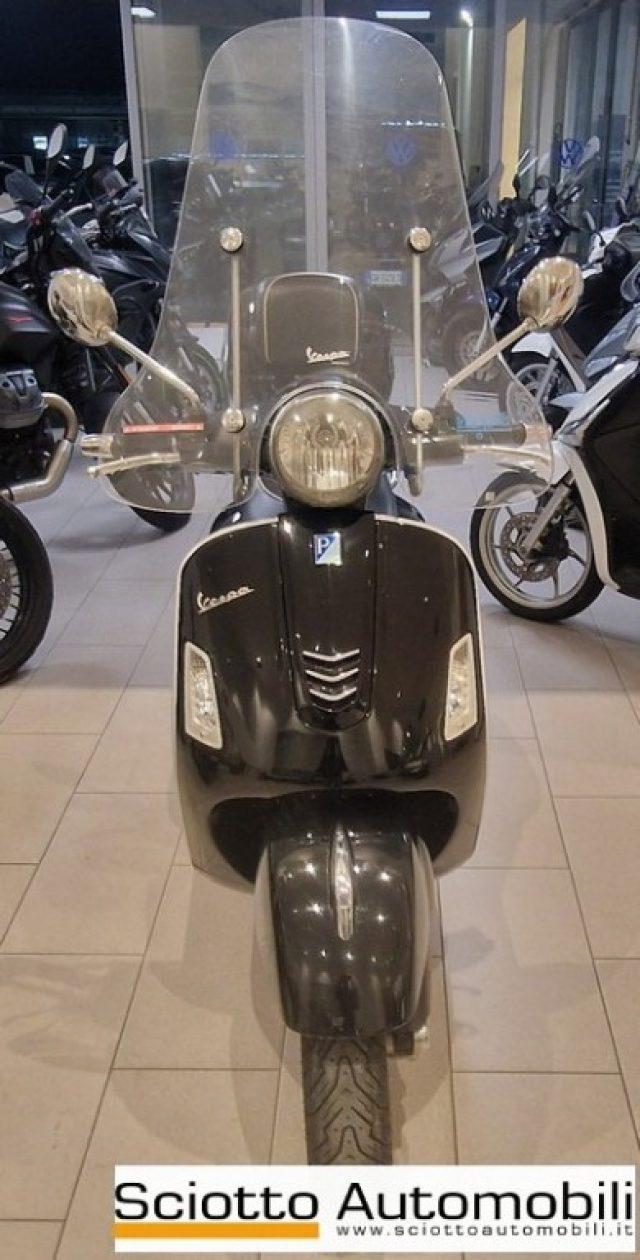 VESPA GTS 300 Super