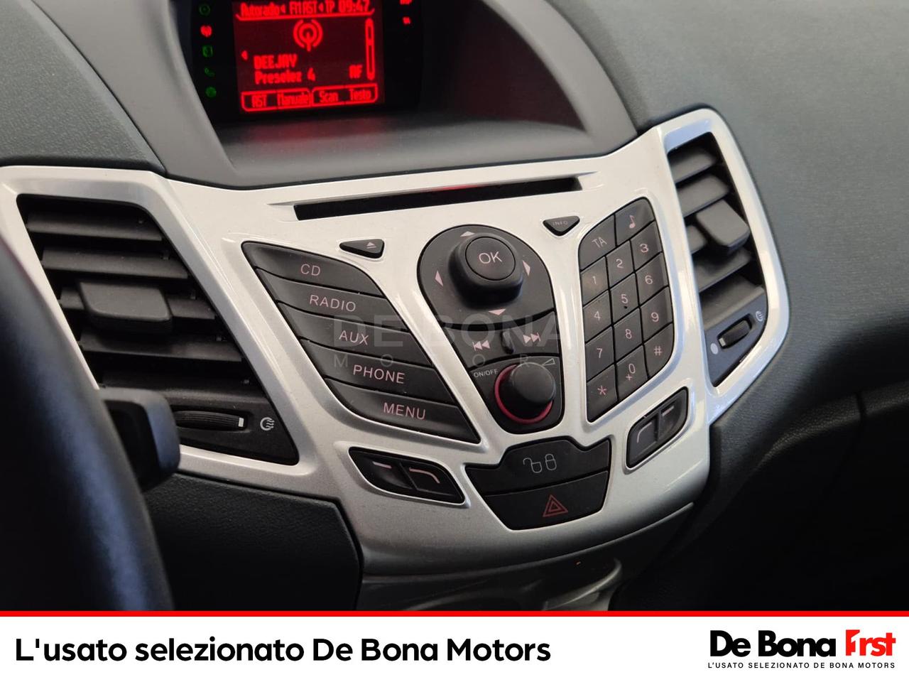 Ford Fiesta 5p 1.2 16v titanium c/esp e5