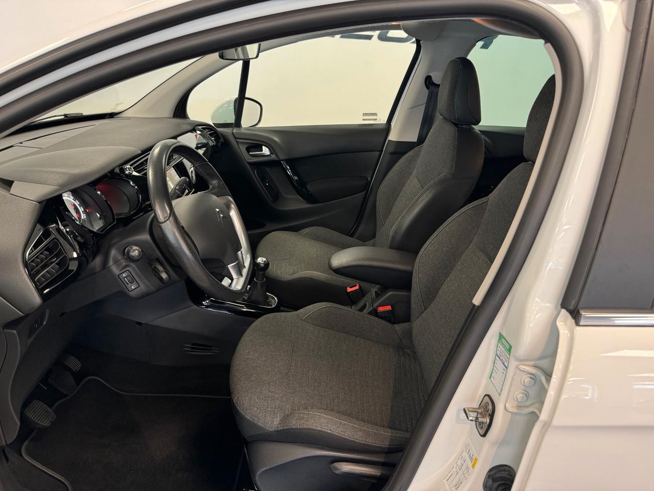 Citroen C3 PureTech 82 Exclusive MONNALISA NEOPATENTATI