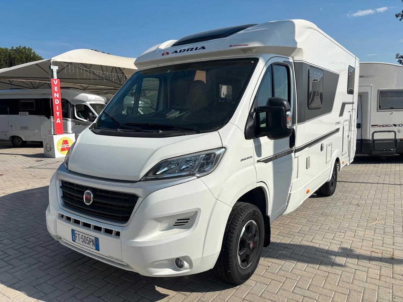 Adria Compact Sl camper