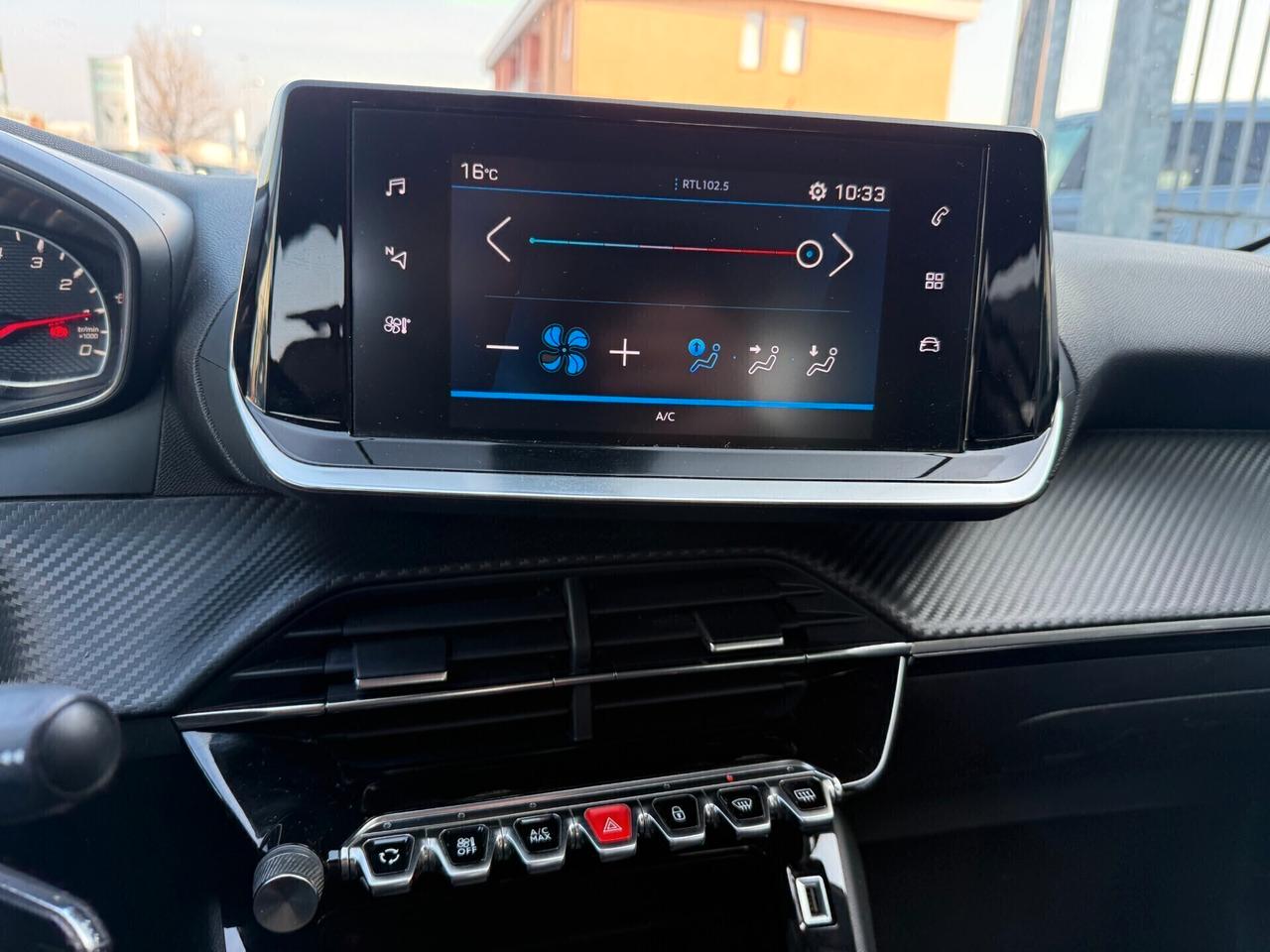 Peugeot 208 EURO 6E NEOPATENTATI