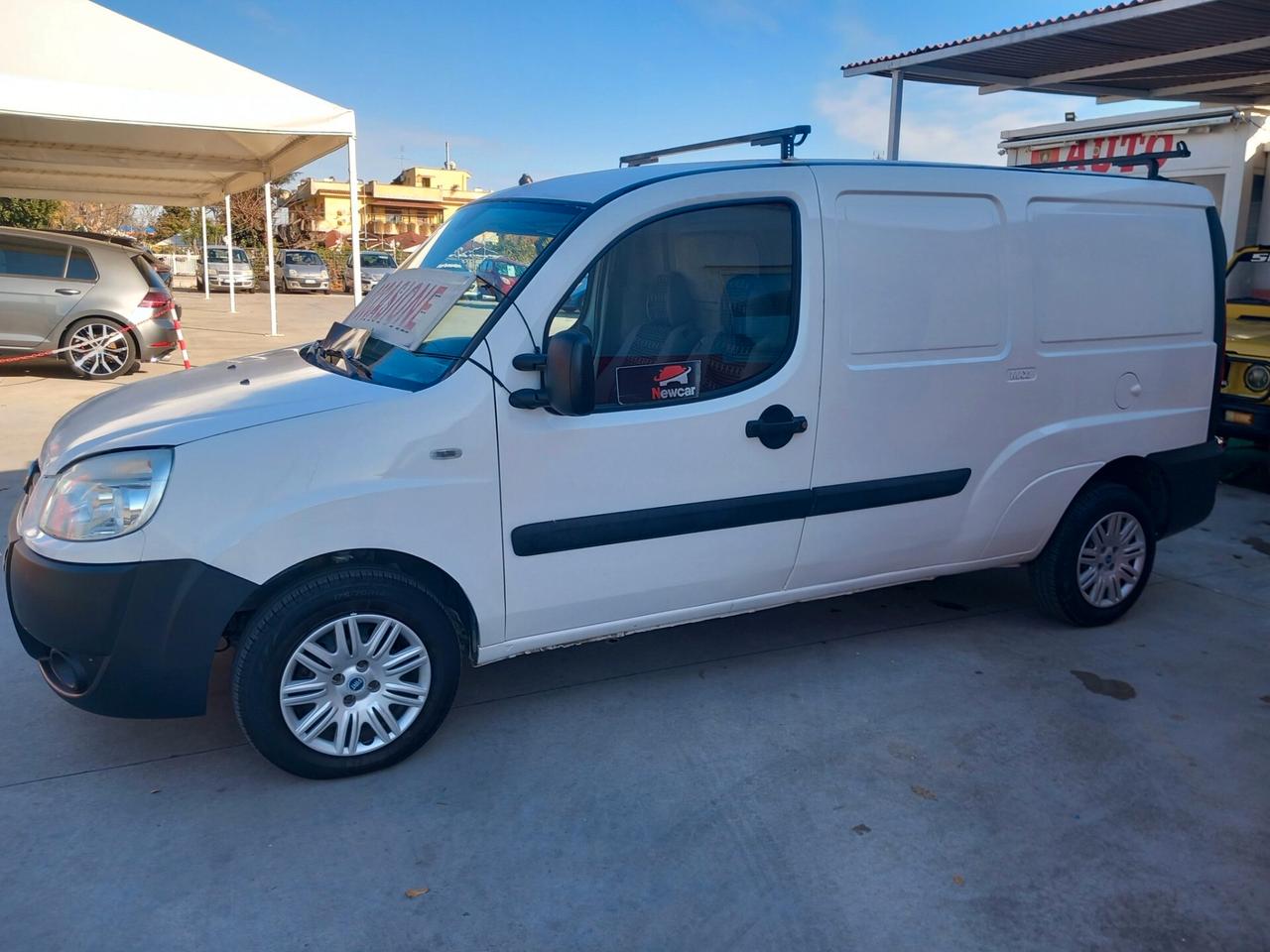 Fiat Doblo Doblò 1.9 MJtj Cargo Lamierato SX passo lungo motore sostituito gomme nuove