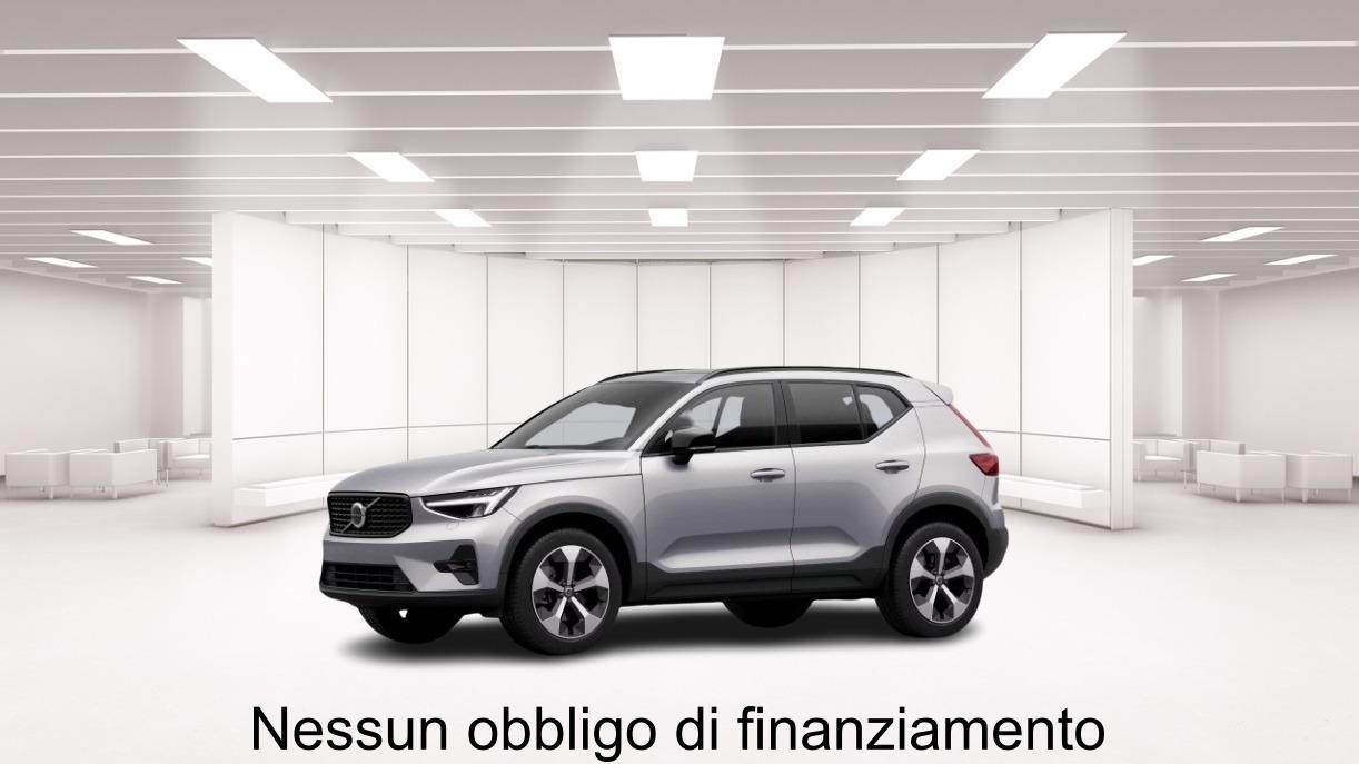 VOLVO Xc40 B3 Mild Hybrid Automatico Ultra Dark