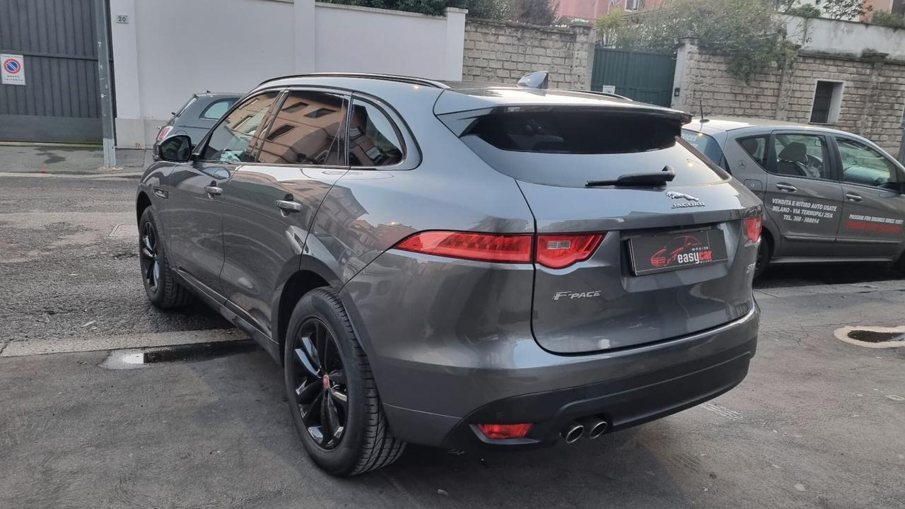 Jaguar F-Pace 2.0 D 180 CV AWD aut. R-Sport