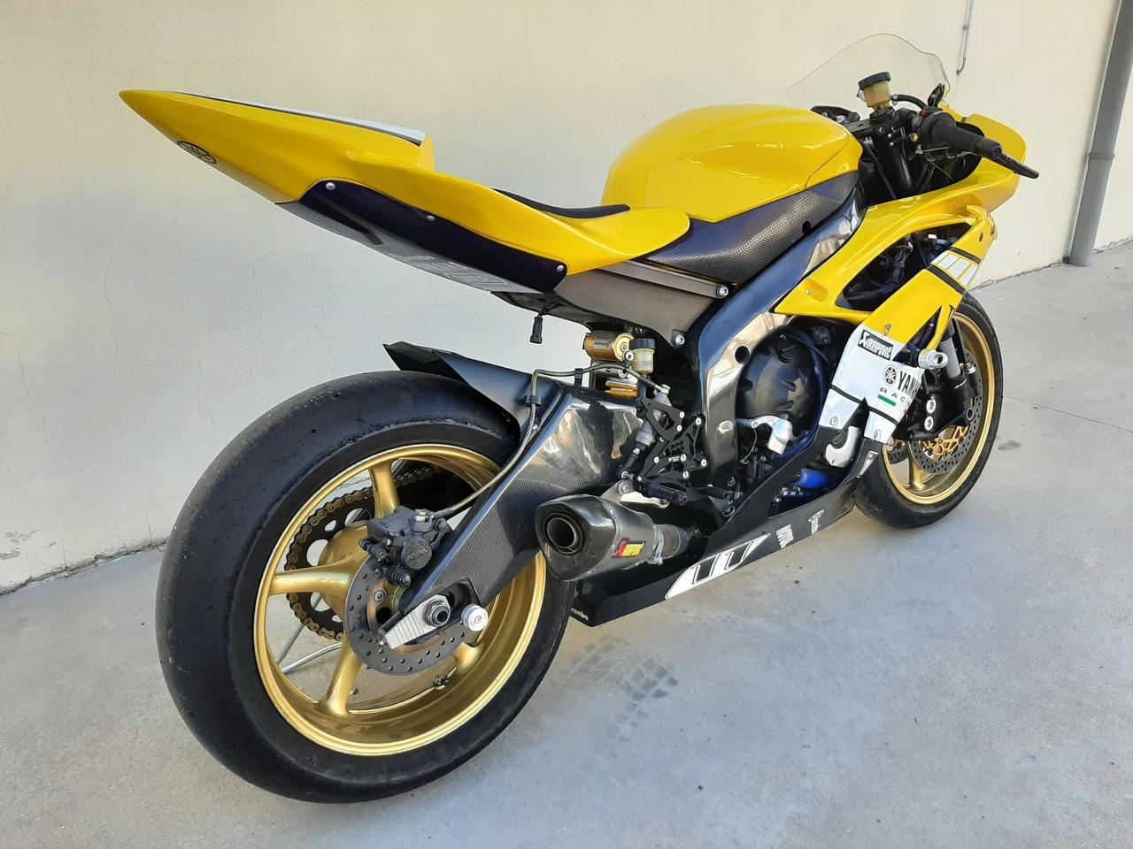 Yamaha YZF R6 Solo Pista