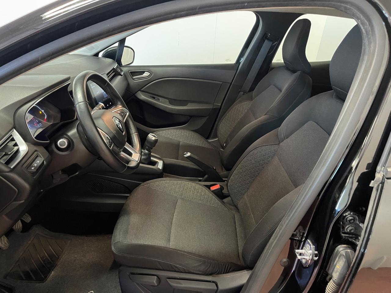 Renault Clio TCe 100 CV 5 porte Intens