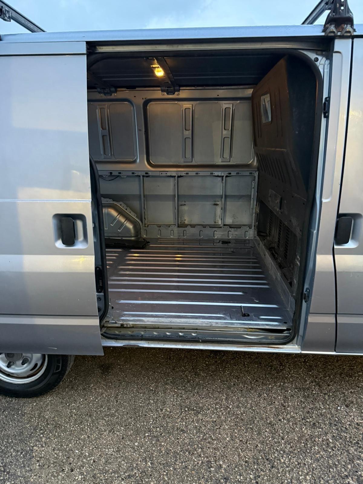 Ford Transit GANCIO TRAINO -3 POSTI