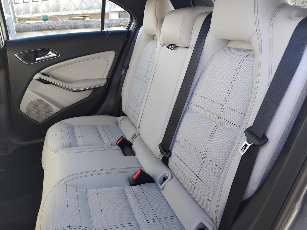 Mercedes-benz A 180 Cdi Premium