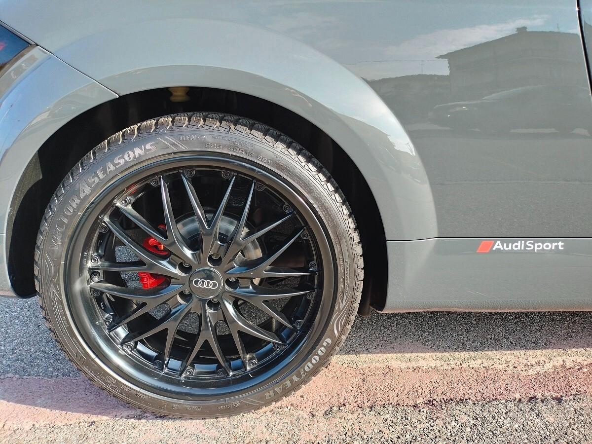 Audi TT Roadster 1.8 T 20V 179 CV cat