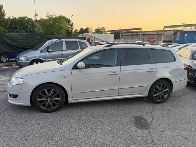 VOLKSWAGEN Passat 2.0 TDI DPF Var. Highline senza lavoro da fare