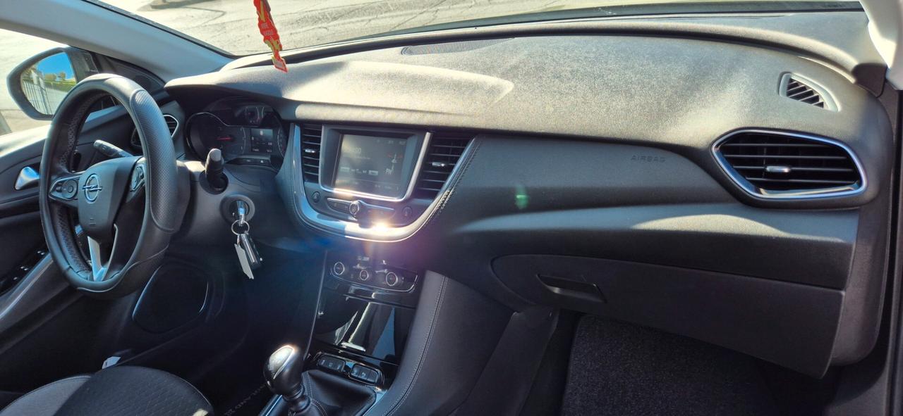 Opel Grandland X 1.2 Turbo 130 CV Advance NEOPATENTATI