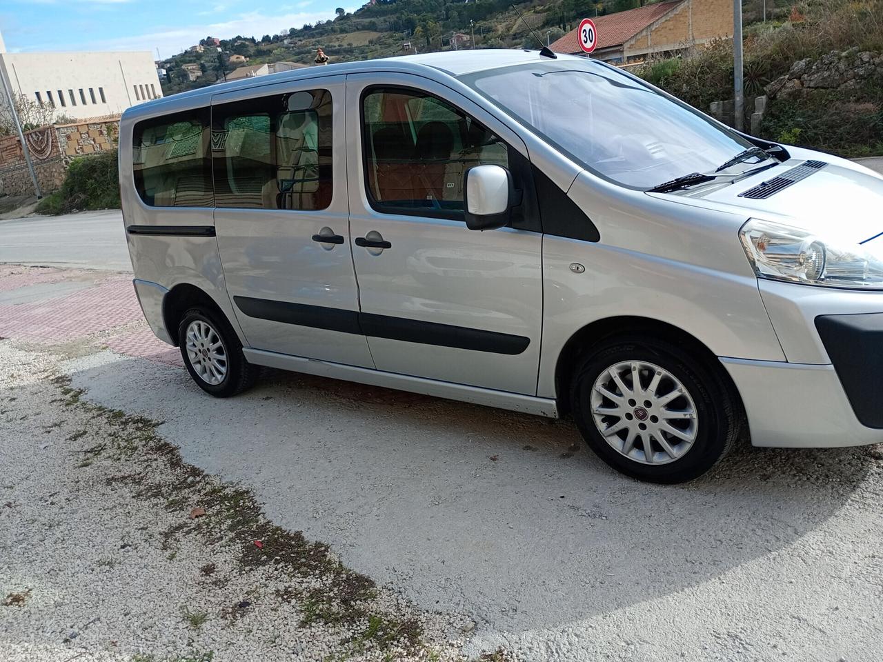 Fiat Scudo 2.0 MJT DPF PL Combi 8 posti (M1)