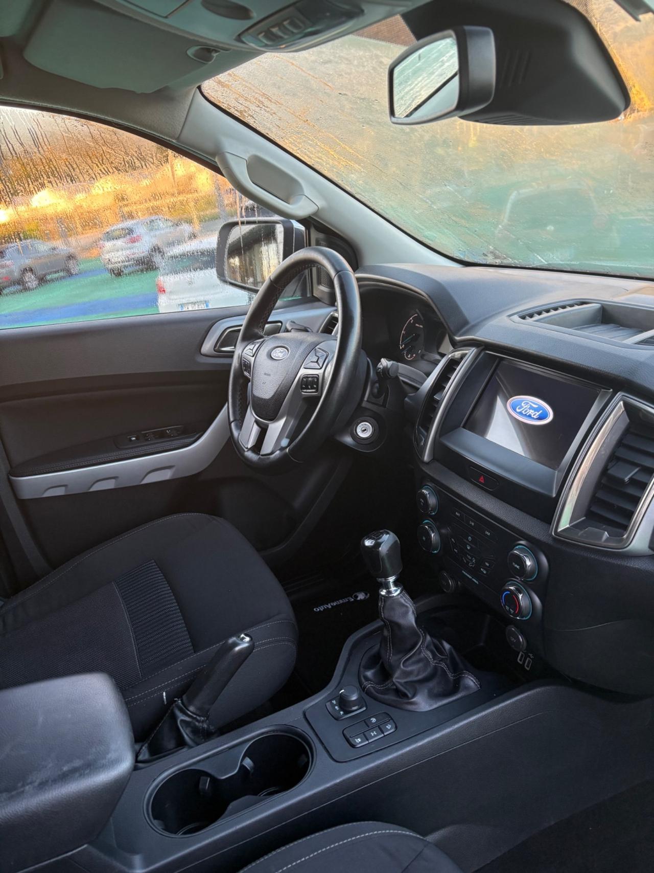 Ford Ranger 2.0 TDCi DC XLT 5 posti