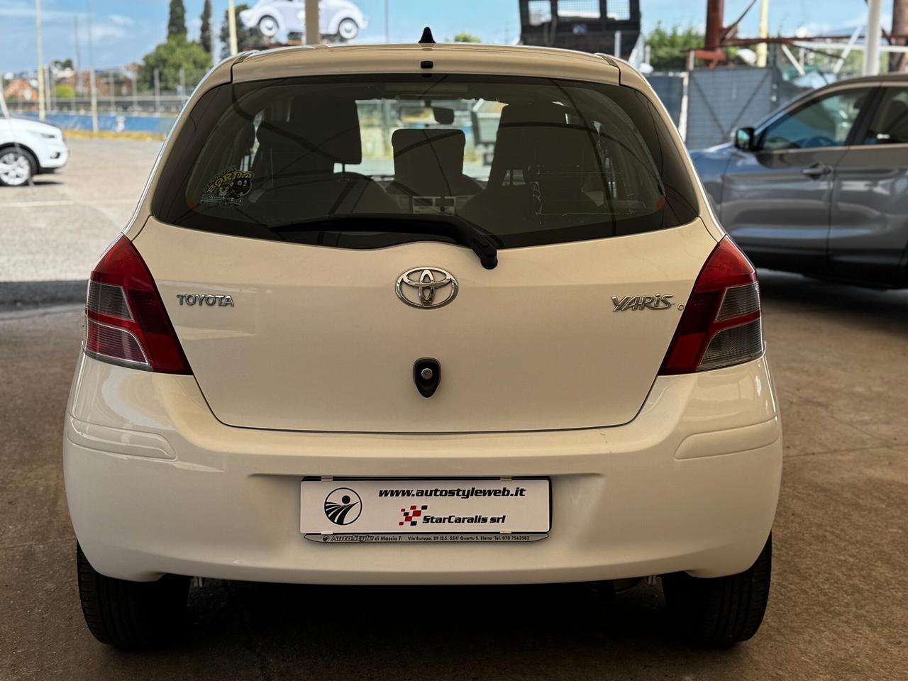 Toyota Yaris 1.0 5 porte Sol 69 Cv