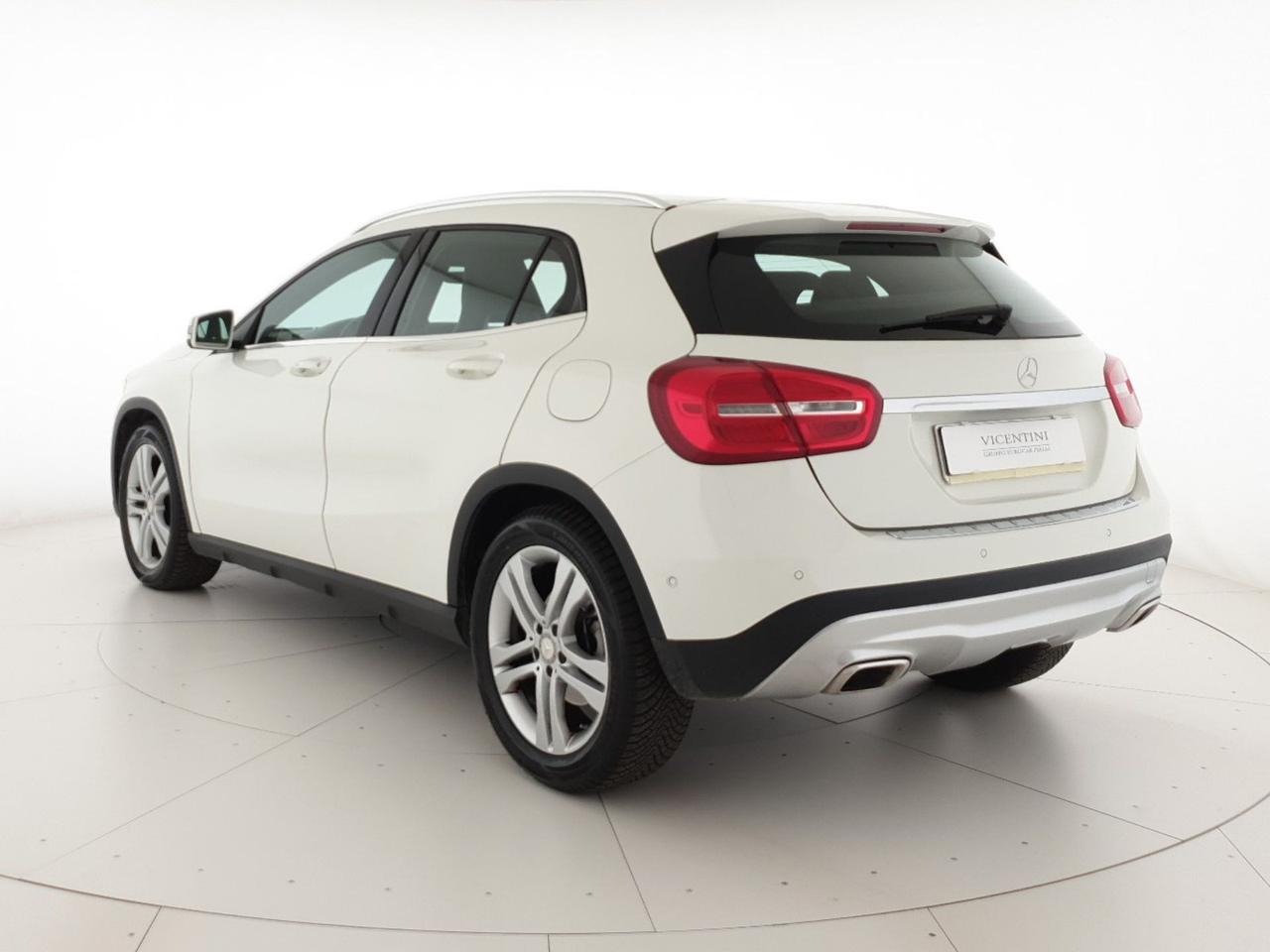 Mercedes-Benz GLA 200 d (cdi) executive auto
