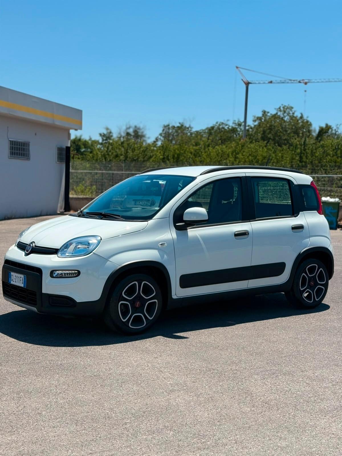 Fiat Panda S&S Hybrid City Life garanzia iva esposta 2023