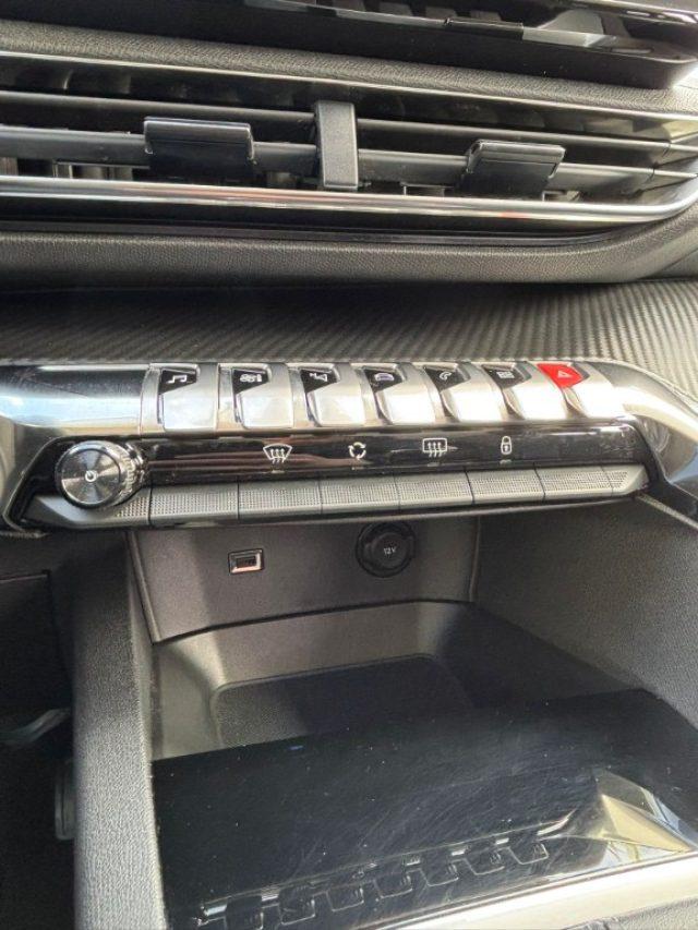 PEUGEOT 3008 BlueHDi 130 S&S Allure Pack