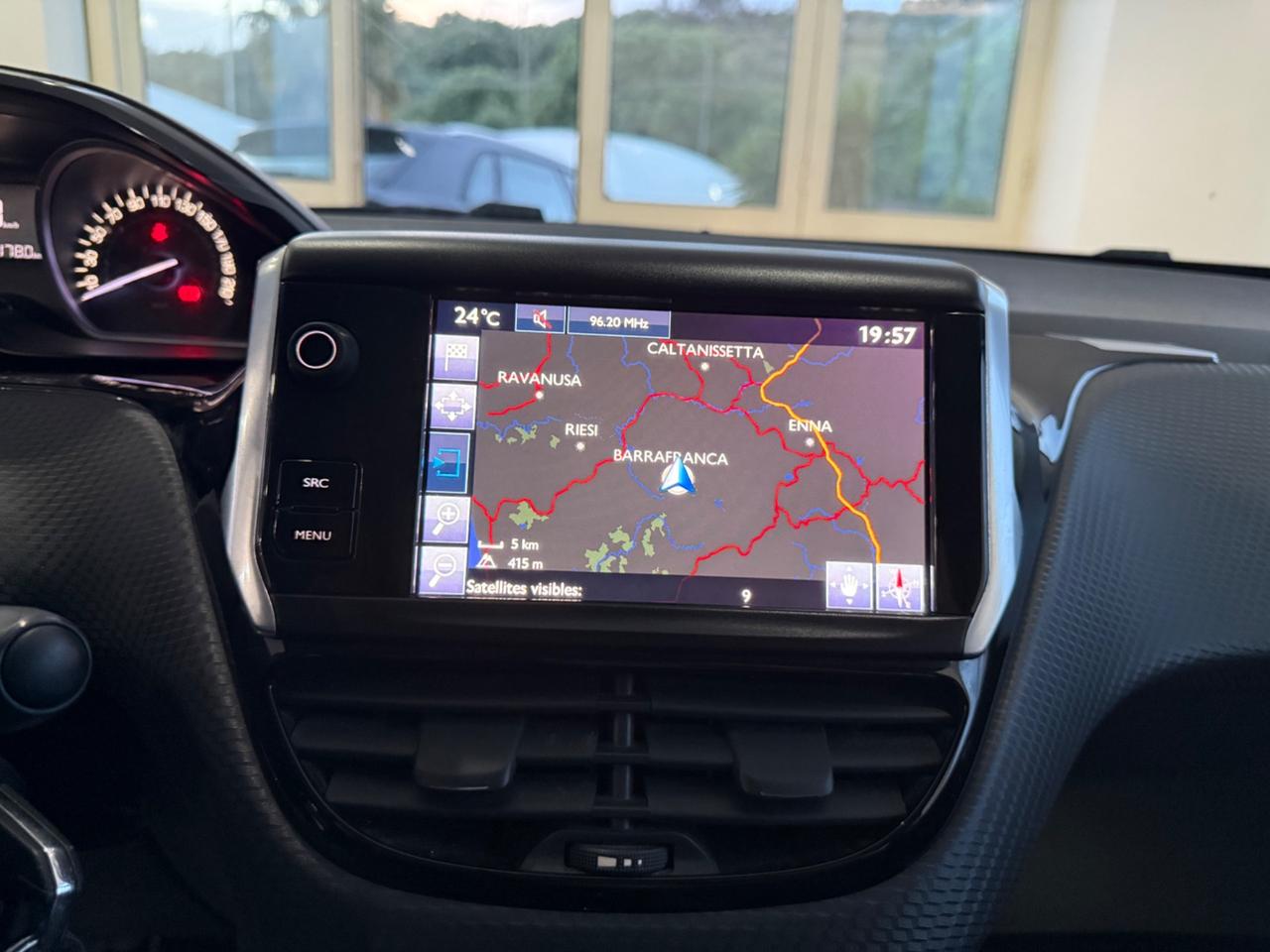 Peugeot 208 1.2 VTI 82 5P Allure STYLE+NAVI/LED2017