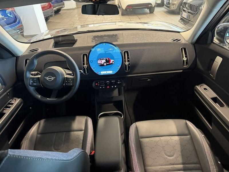 MINI Countryman D 48V Favoured