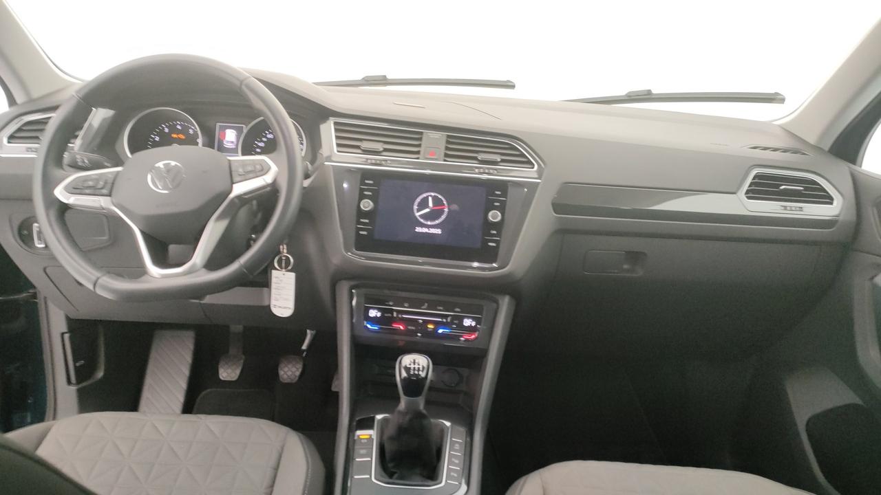 VOLKSWAGEN Tiguan 1.5 tsi Life 130cv