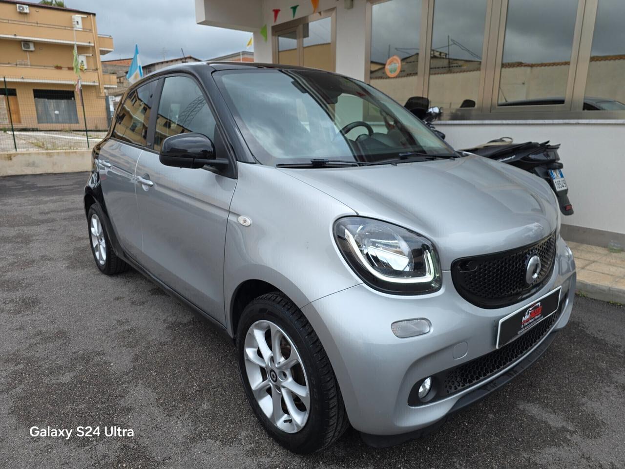 Smart ForFour 70 1.0 Panorama Full Full