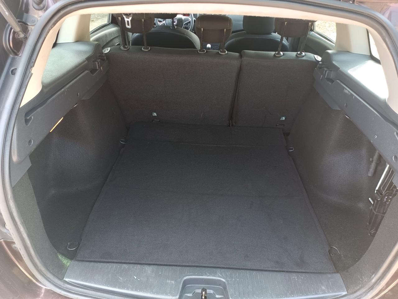 Dacia Logan MCV 1.5 dCi 8V 90CV Start&Stop Lauréate