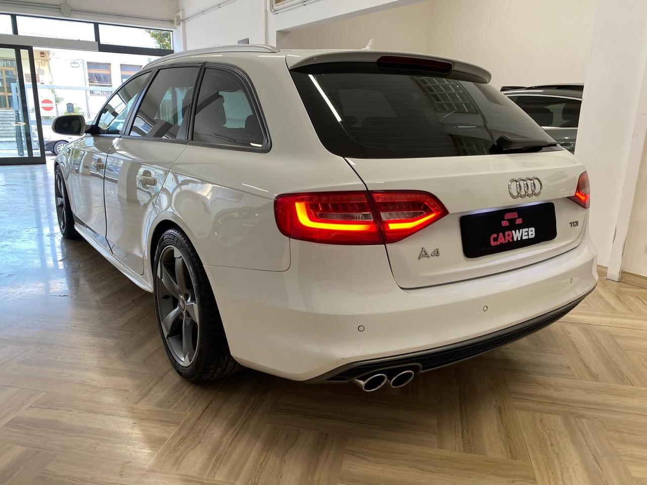 AUDI A4 Avant S-LINE 2.0 TDI LED 2013