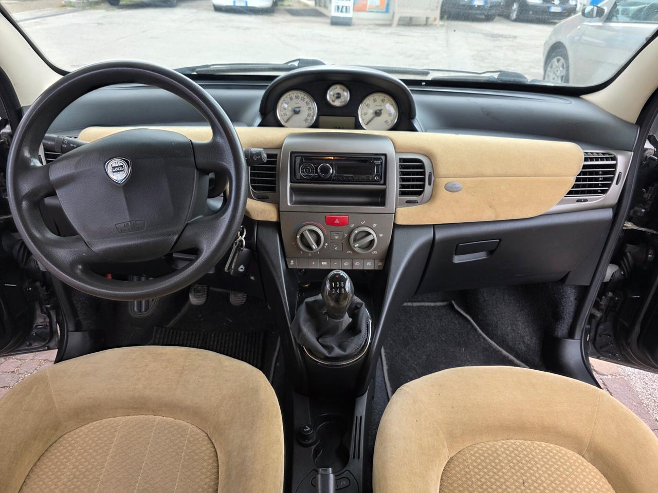 Lancia Ypsilon 1.3 Multijet 16V con 209.000km Neopatentati ok