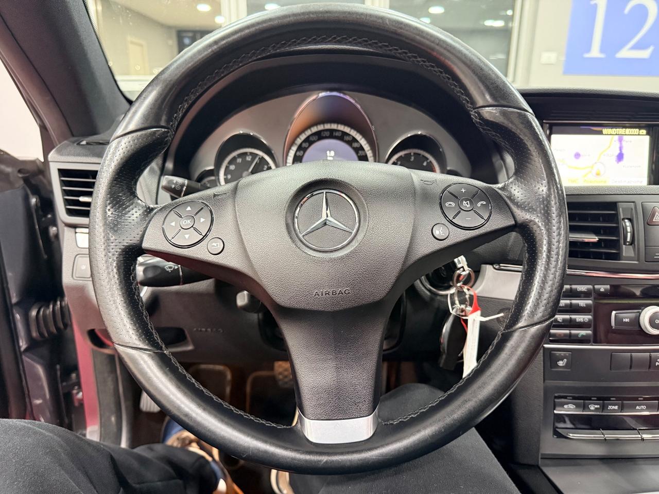 Mercedes-benz E 220 CDI BlueEFFICIENCY Avantgarde AMG