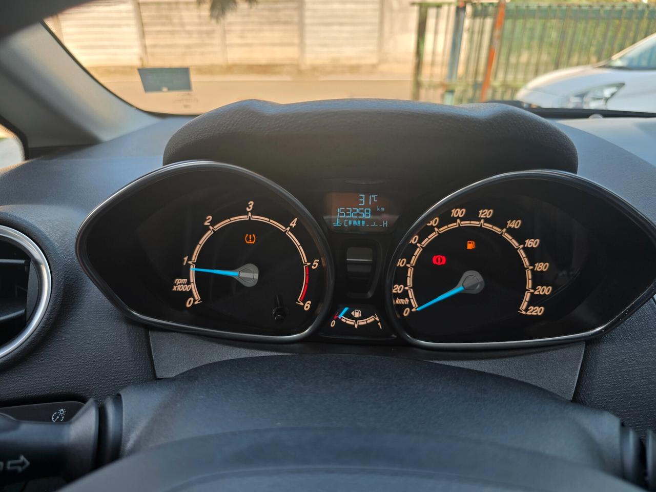 Ford Fiesta 1.5 TDCi 75CV EURO6-2016