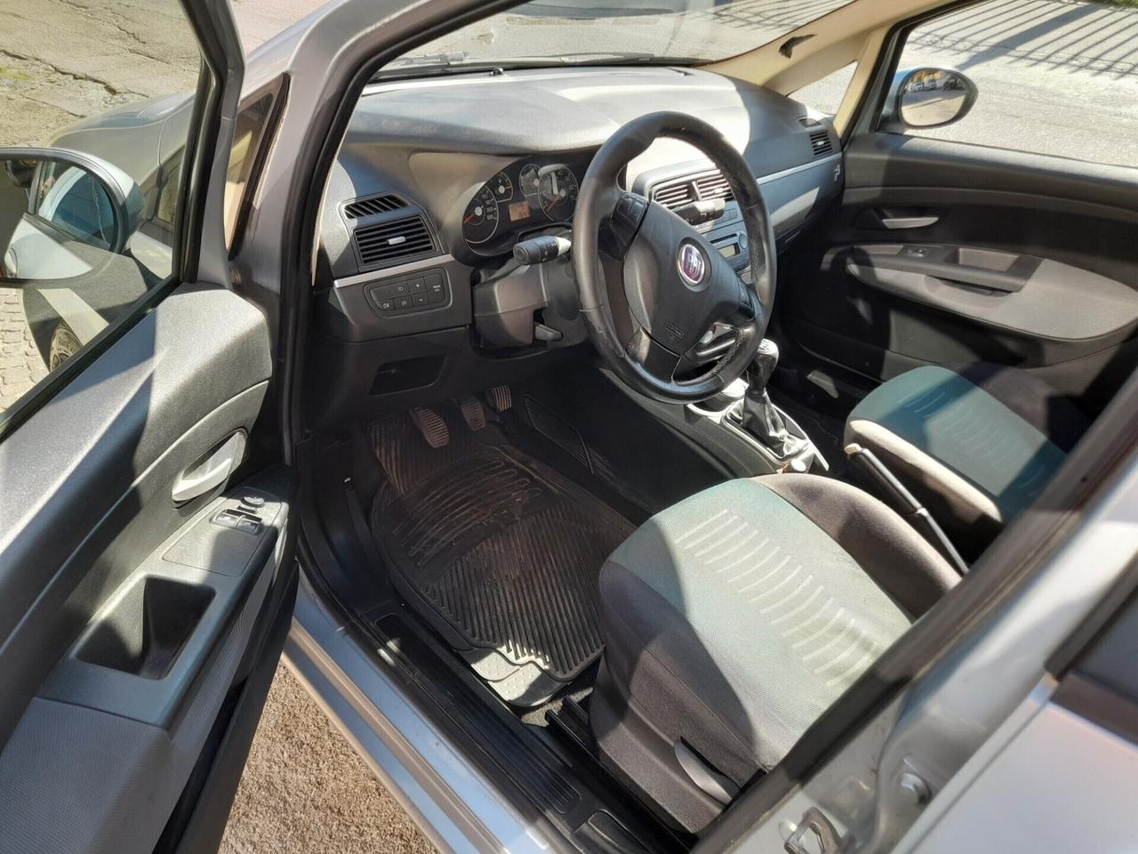 Fiat Grande Punto 1.3 MJT 75 CV 5 porte Dynamic