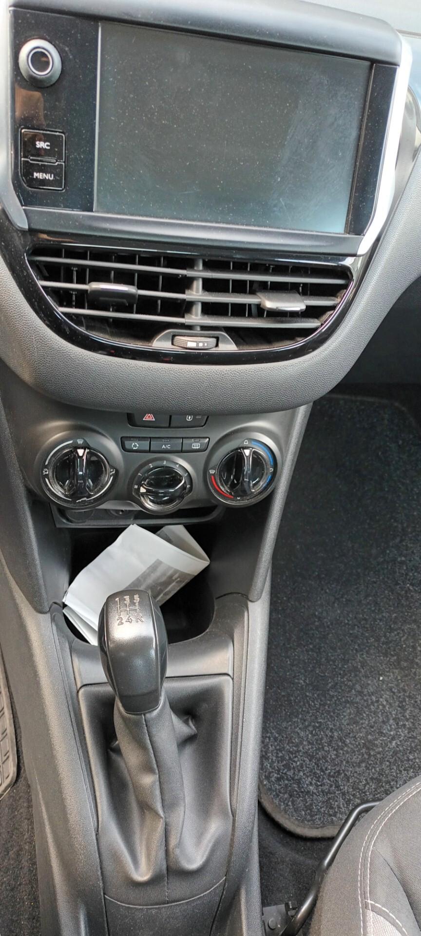 Peugeot 208 BlueHDi 75 5 porte Allure