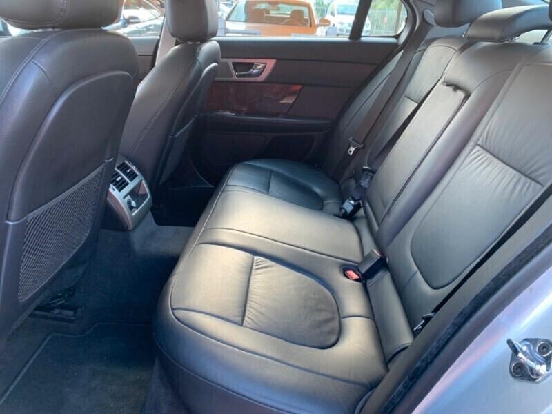 Jaguar XF 3.0 D V6 Premium Luxury