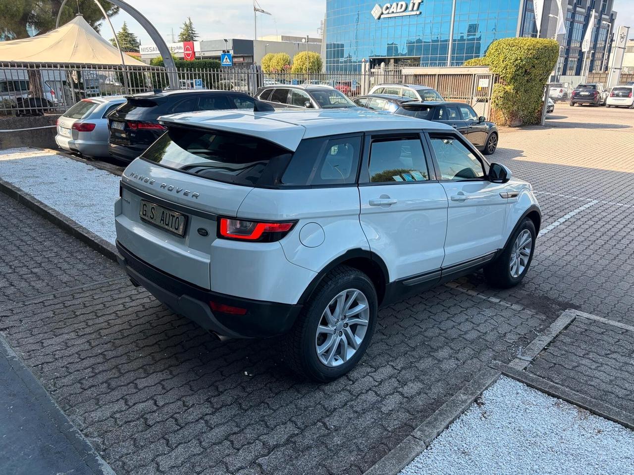 Land Rover Range Rover Evoque 5p 2.0 td4 SE 150cv auto