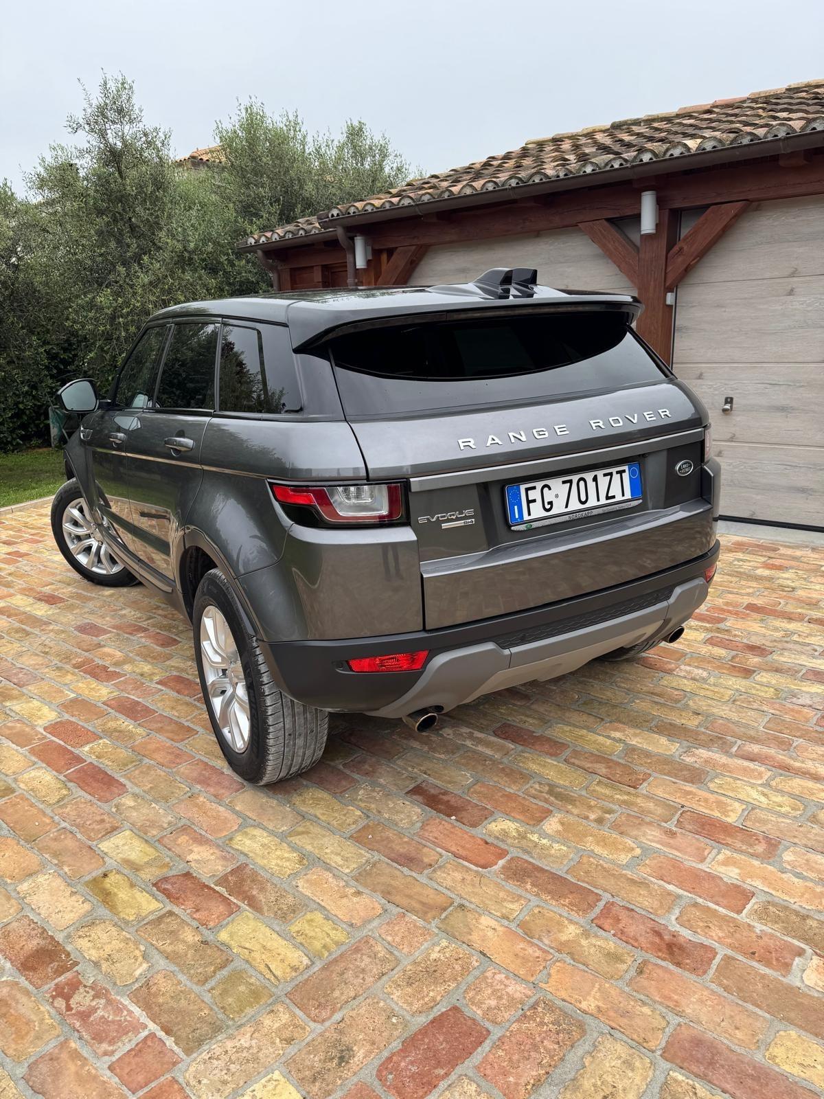Land Rover Range Evoque 2.0 Si4 5p. Autobiography