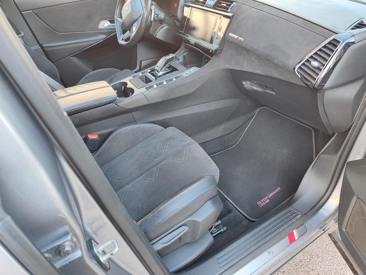 DS 7 Crossback Performance Grand Chic 1.5 BlueHDi * TETTO * NAVI * PELLE * Garantita 12 Mesi