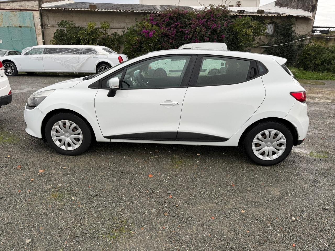Renault Clio 1.5 dCi 75CV 5 porte Neopatentati