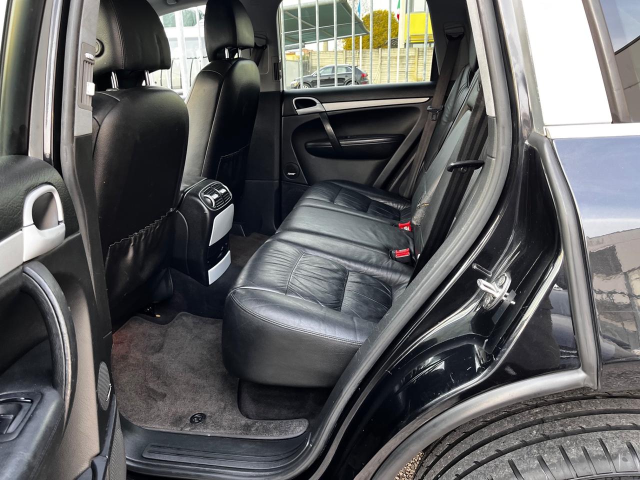 Porsche Cayenne 3.2 V6 cat