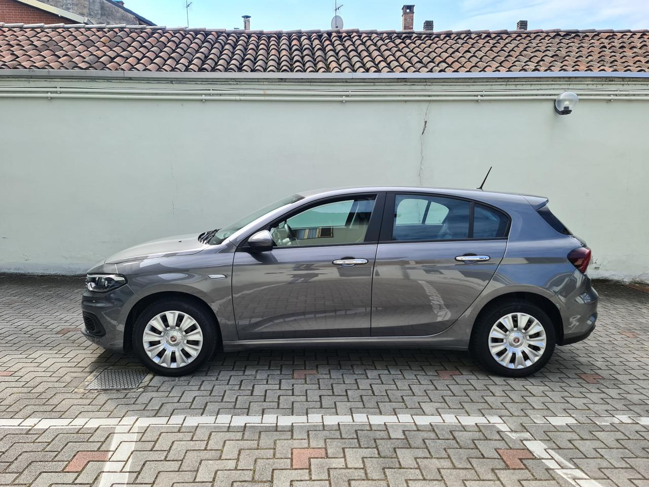 Fiat Tipo 1.6 Mjt S&S 5 porte 120 cv E6d-temp