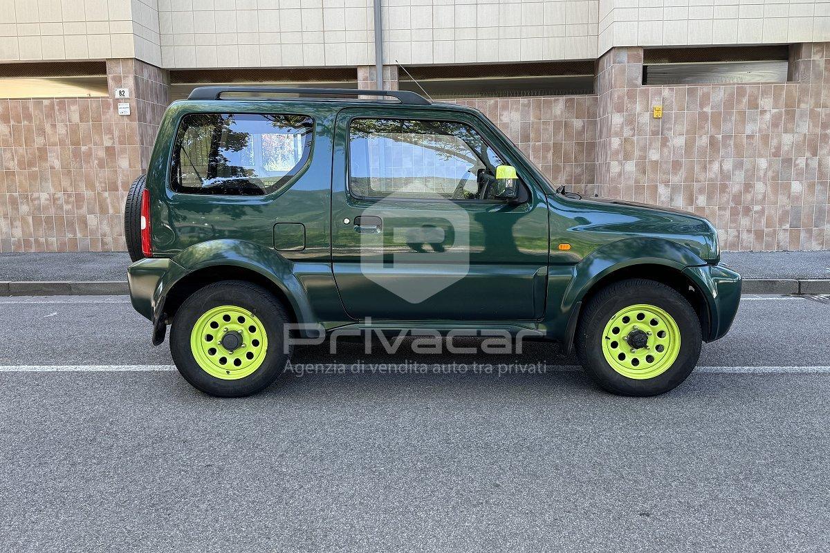 SUZUKI Jimny 1.3i 16V cat 4WD JLX